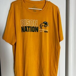 Nike Dri-Fit official team gear XXL T-Shirt